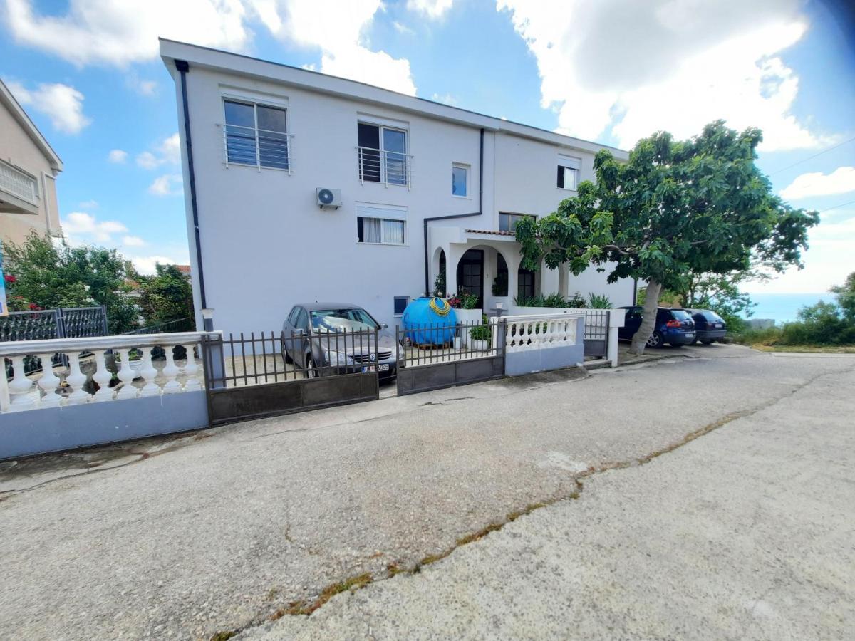 Studio Apartments Jupo Ulcinj Eksteriør billede