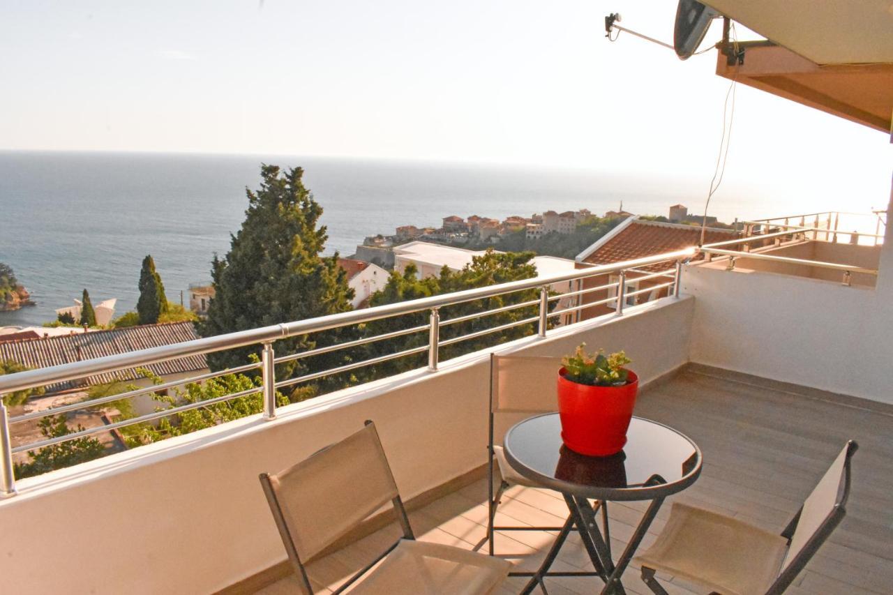 Studio Apartments Jupo Ulcinj Eksteriør billede