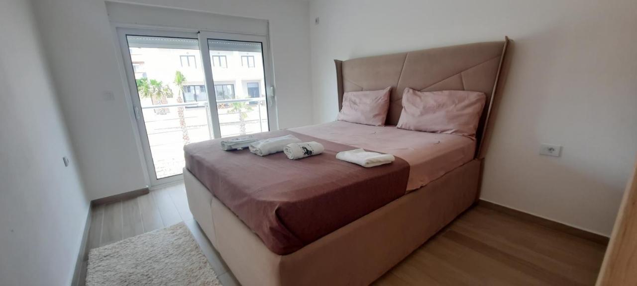 Studio Apartments Jupo Ulcinj Eksteriør billede