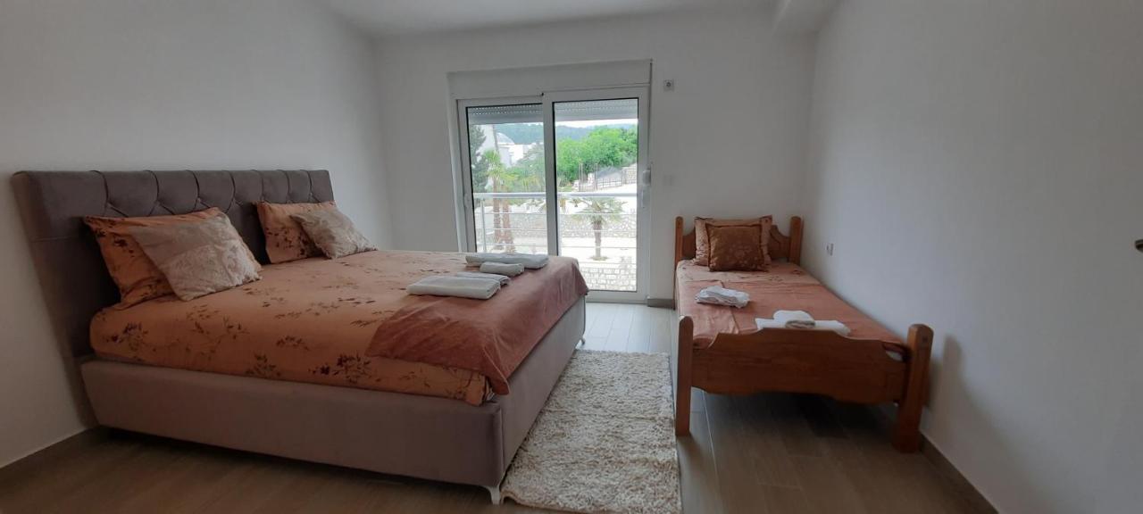 Studio Apartments Jupo Ulcinj Eksteriør billede