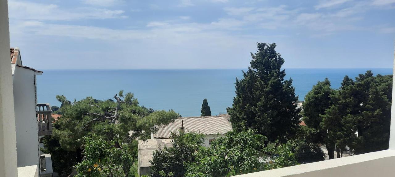 Studio Apartments Jupo Ulcinj Eksteriør billede