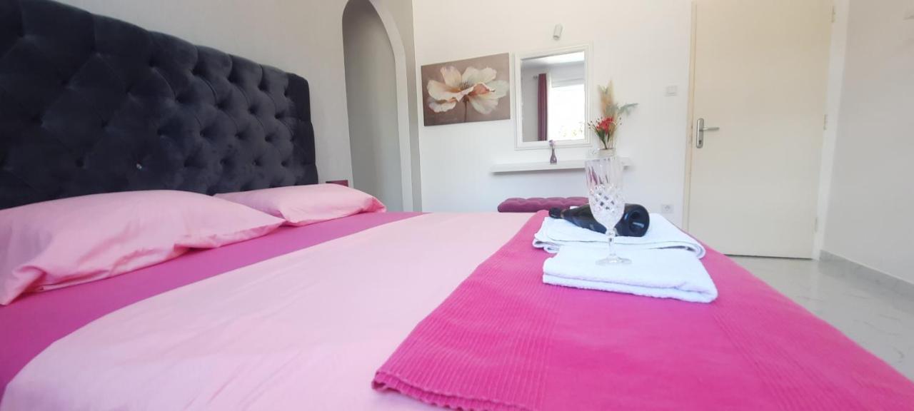Studio Apartments Jupo Ulcinj Eksteriør billede