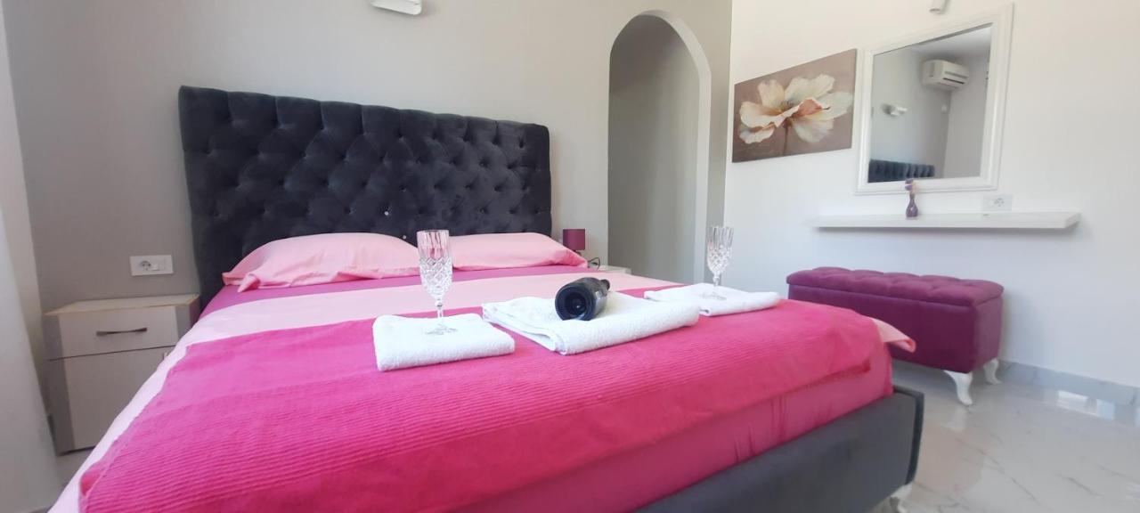 Studio Apartments Jupo Ulcinj Eksteriør billede