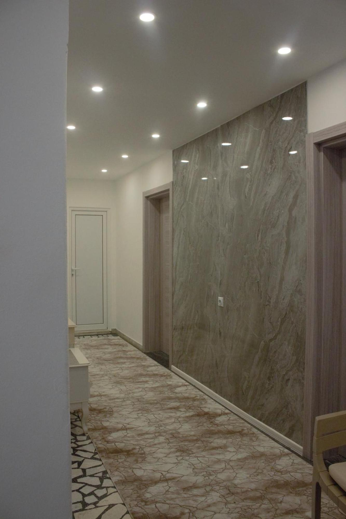 Studio Apartments Jupo Ulcinj Eksteriør billede